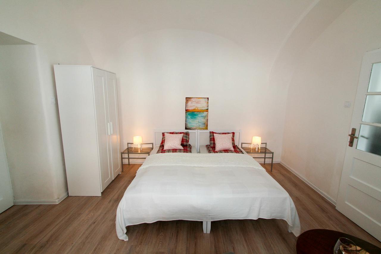 Galeria Apartman Veszprém Zewnętrze zdjęcie